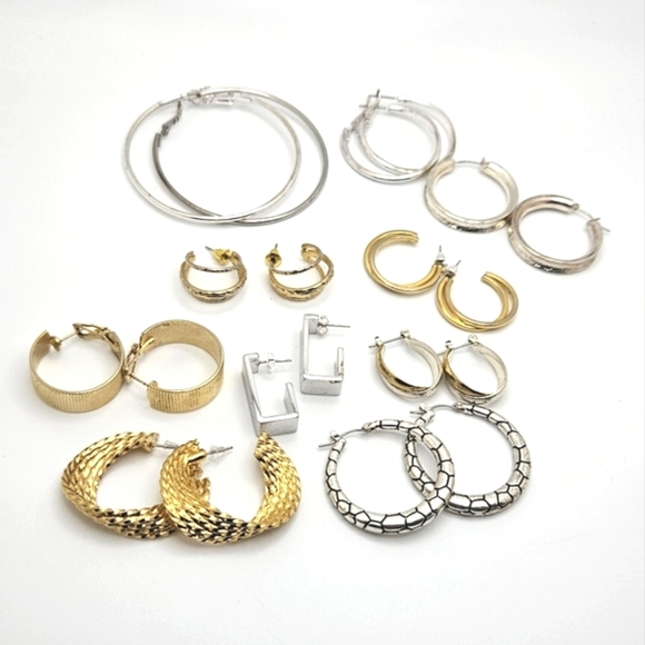 Lot of 10 Pairs of Silver & Gold Tone Hoop Huggie Pierced Earrings - Picture 1 of 5